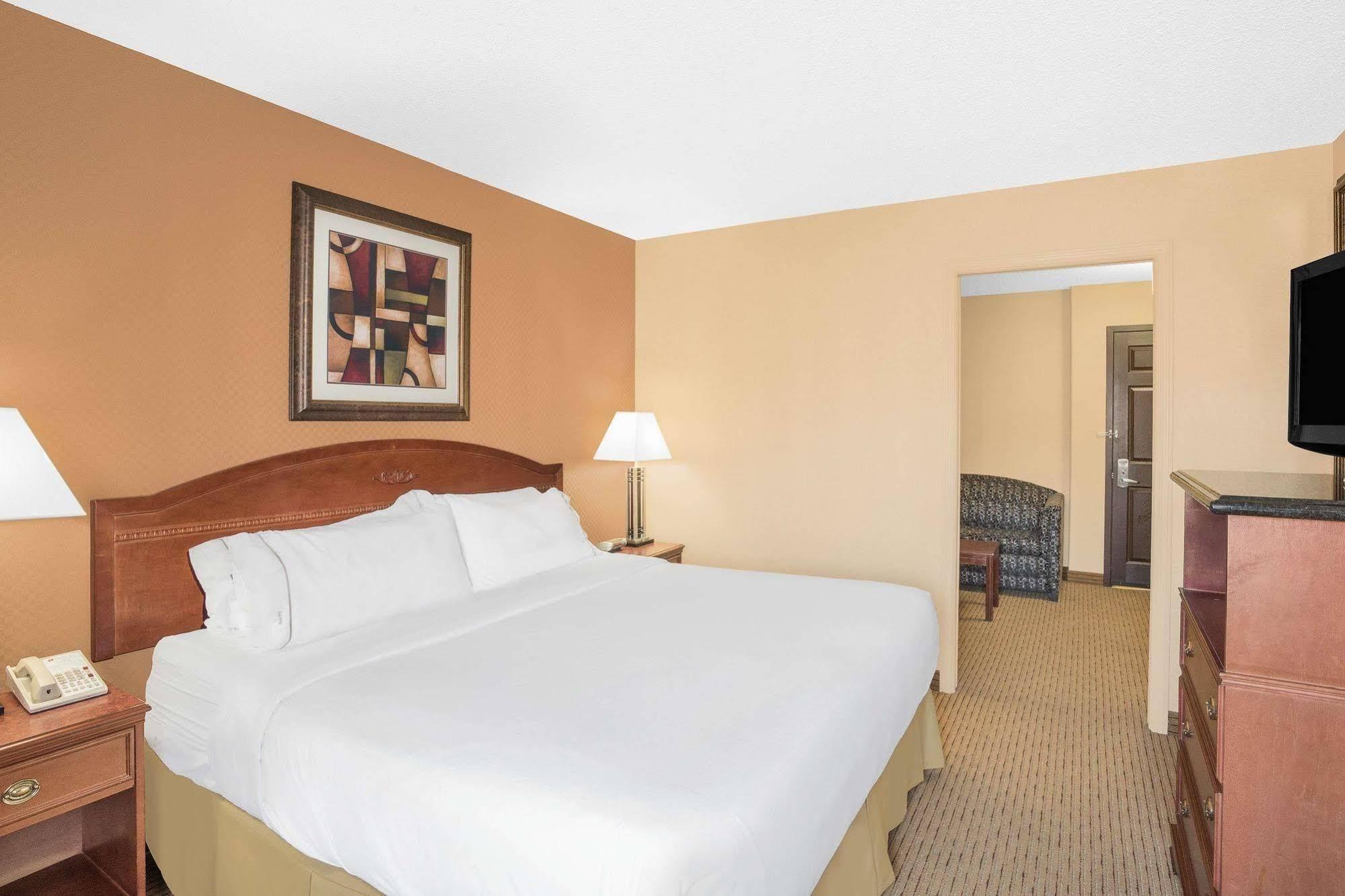 Best Western Plus West Edmonton Esterno foto