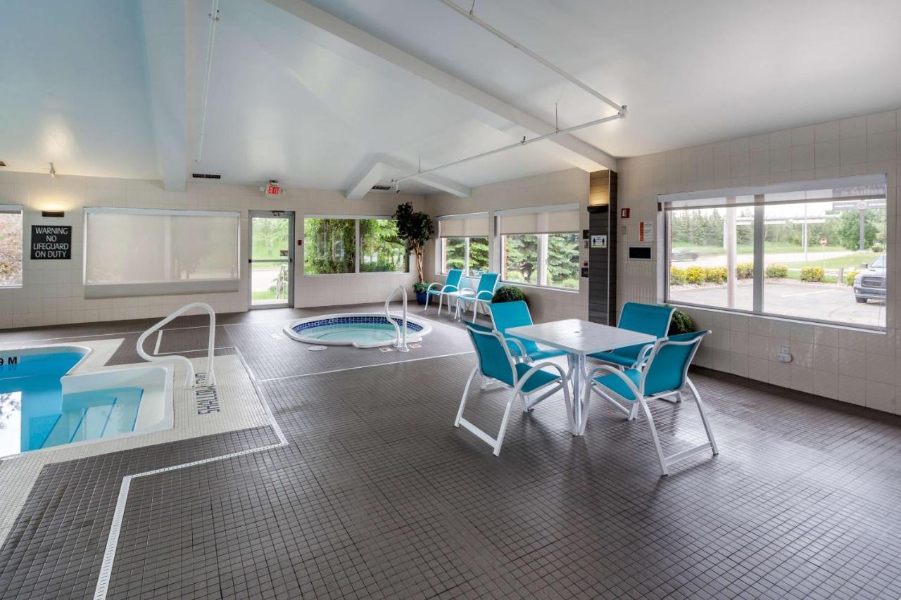 Best Western Plus West Edmonton Esterno foto