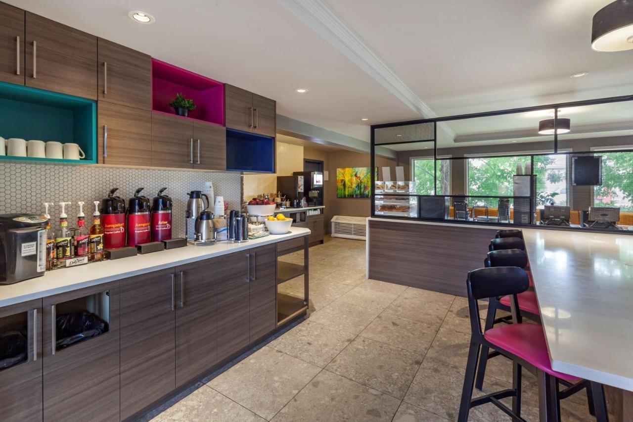 Best Western Plus West Edmonton Esterno foto
