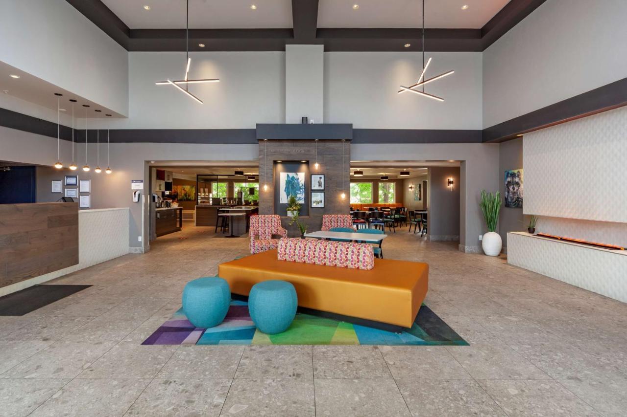 Best Western Plus West Edmonton Esterno foto